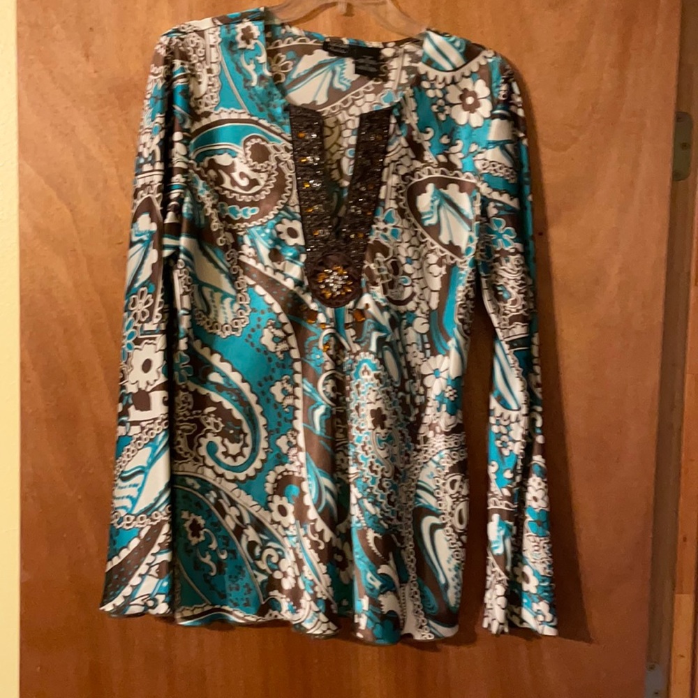 Nicole Miller beautiful long sleeve beaded top (OLCC)